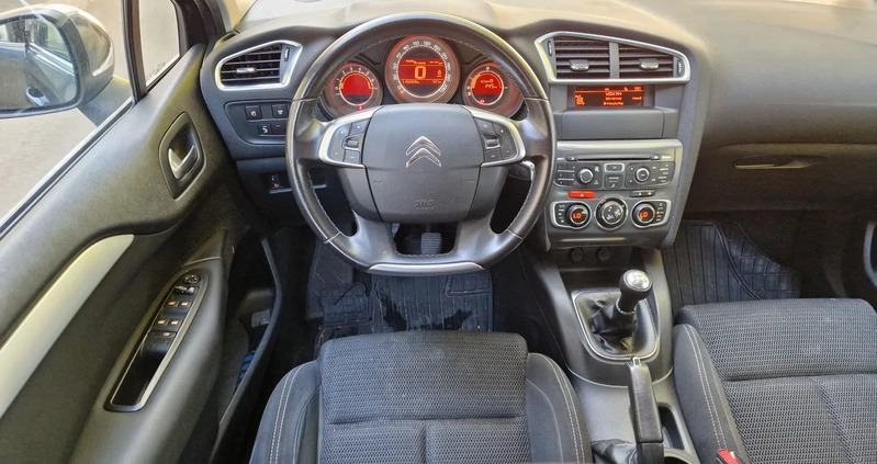 Citroen C4 cena 23900 przebieg: 156000, rok produkcji 2013 z Warszawa małe 67